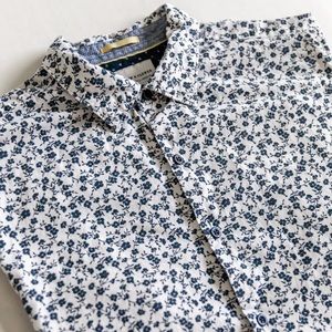 Denim And Flower Slim Fit Floral Shirt
